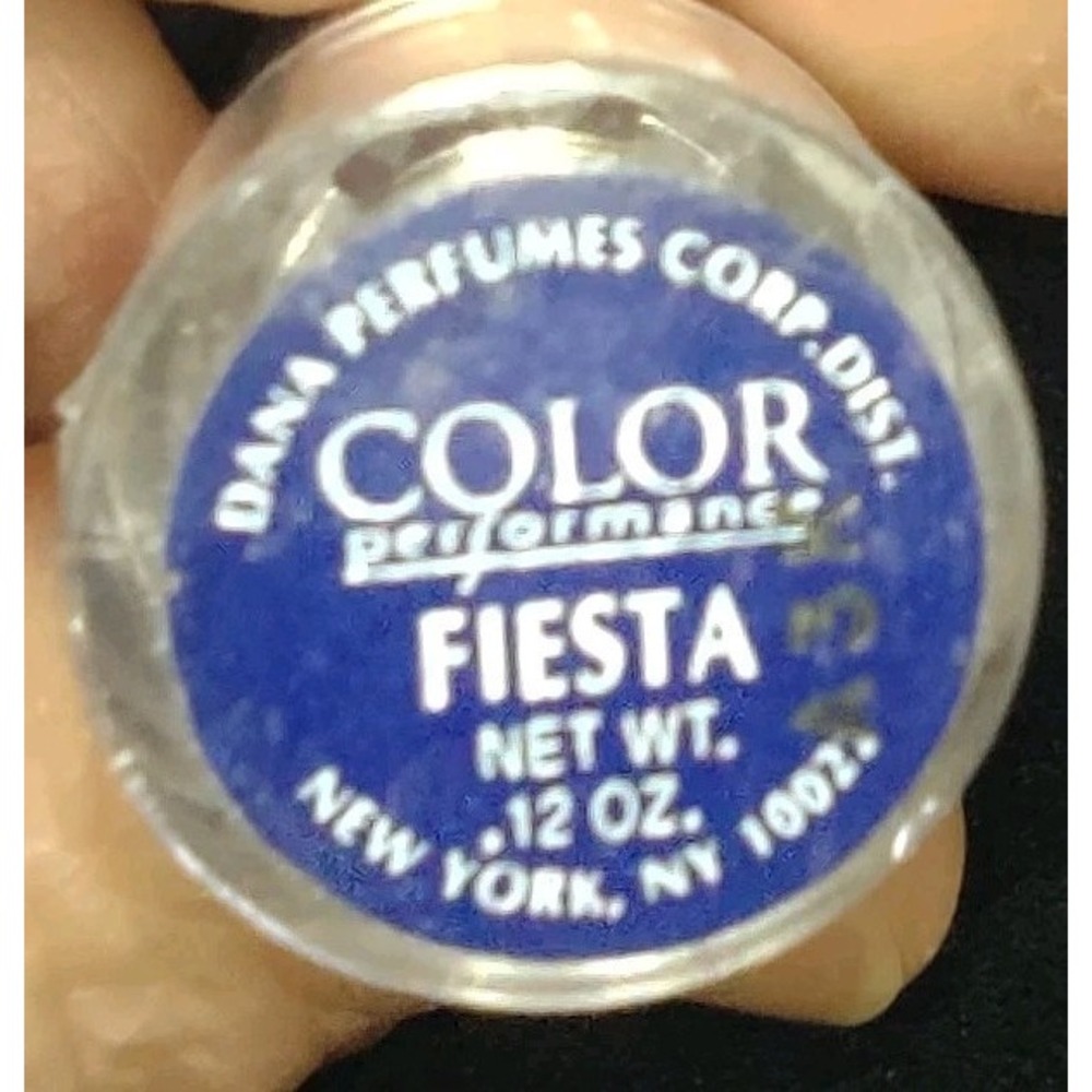 Color Performance By Dana Fiesta Color Lipstick - Picture 3 of 5